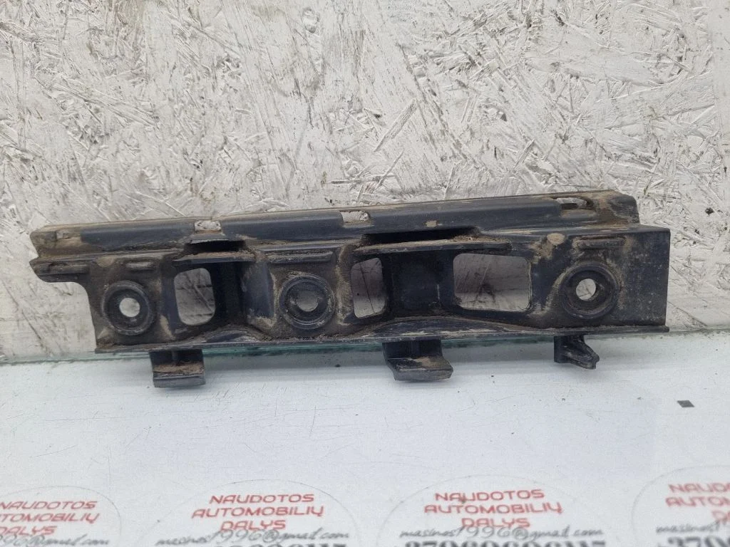 Front bumper mounting bracket 807183