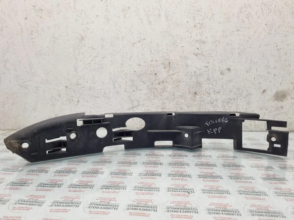 Esistange kinnitusklamber 7L6807183C