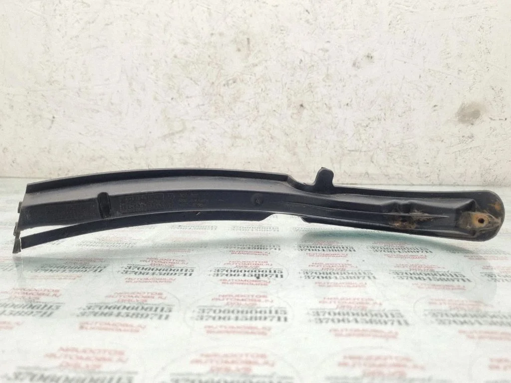 Front bumper mounting bracket 3C0807177