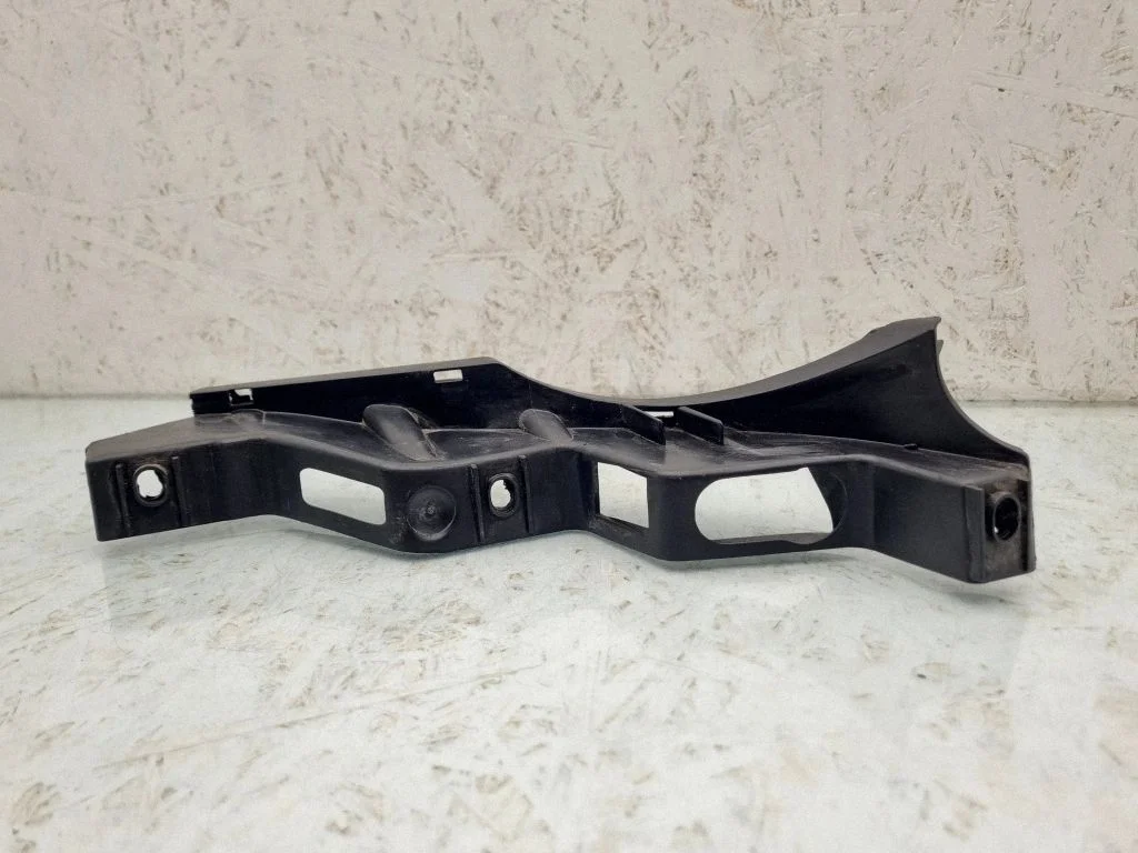 Front bumper mounting bracket – Volkswagen Passat CC (2008-2016)
