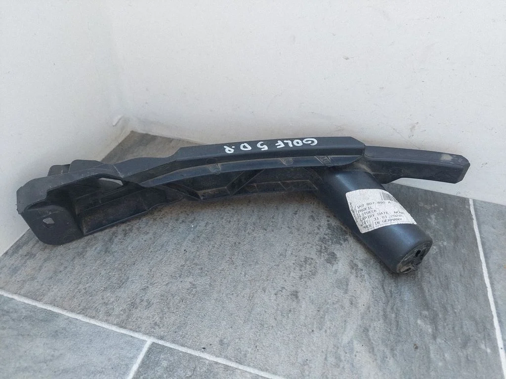 Front bumper mounting bracket – Volkswagen Golf Plus (2005-2013)