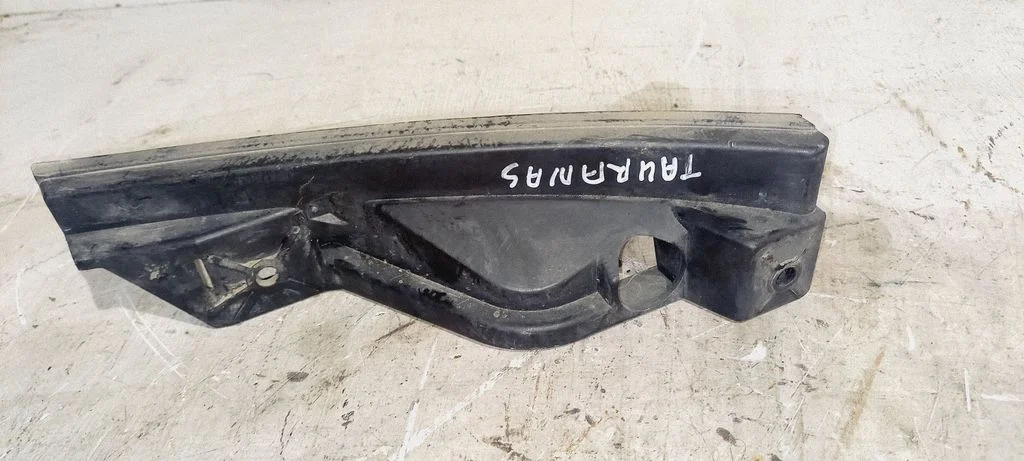 Front bumper mounting bracket – Volkswagen Touran I (2003-2010)