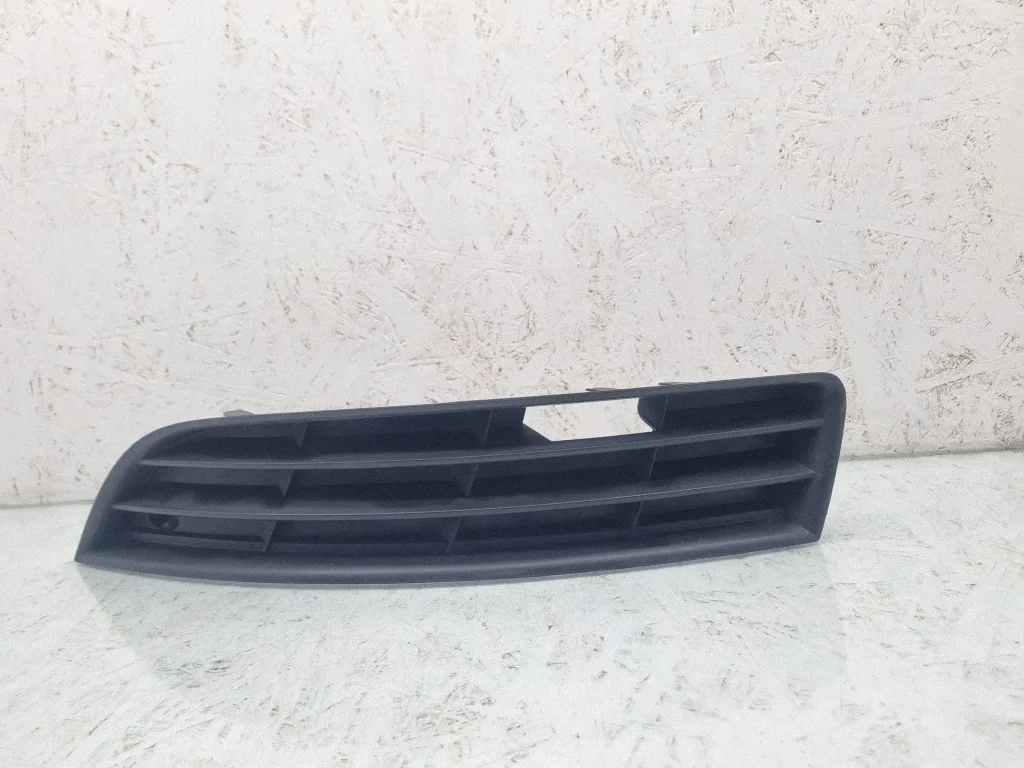 Kratka dolna zderzaka – Volkswagen Passat B6 (2005-2010)