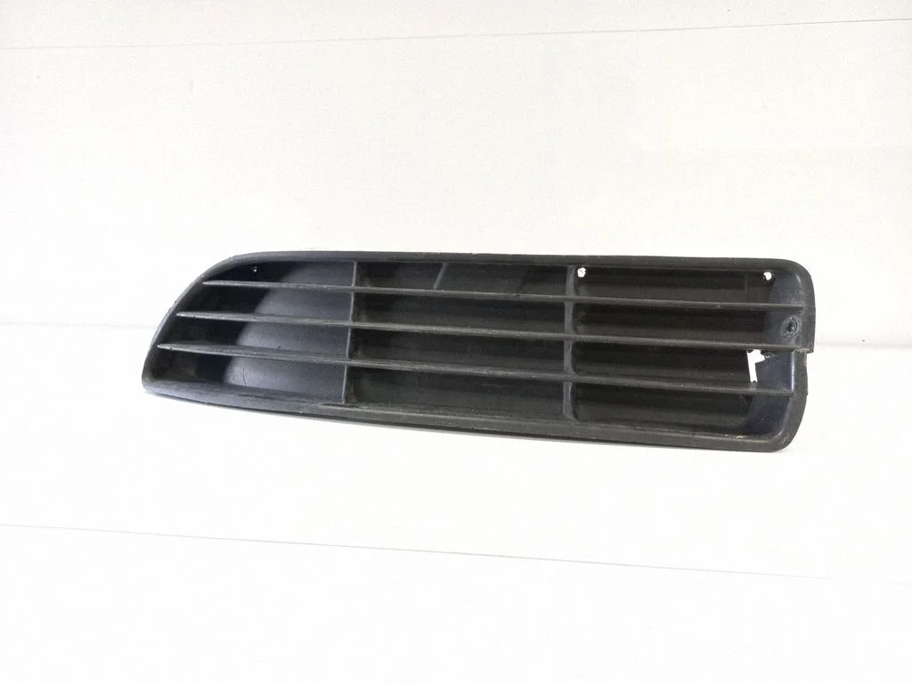 Front bumper lower grill 3D0807345B