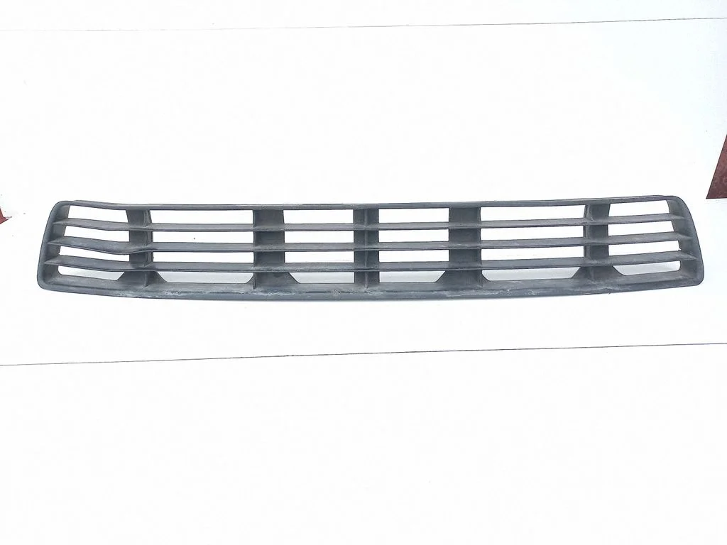 Front bumper lower grill 8D0807683
