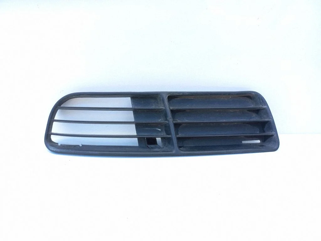 Esistange alumine võre (kolmeosaline) – Volkswagen Polo (2002-2005)