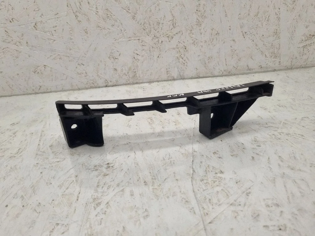Front bumper mounting bracket – Volkswagen Touran I (2003-2010)