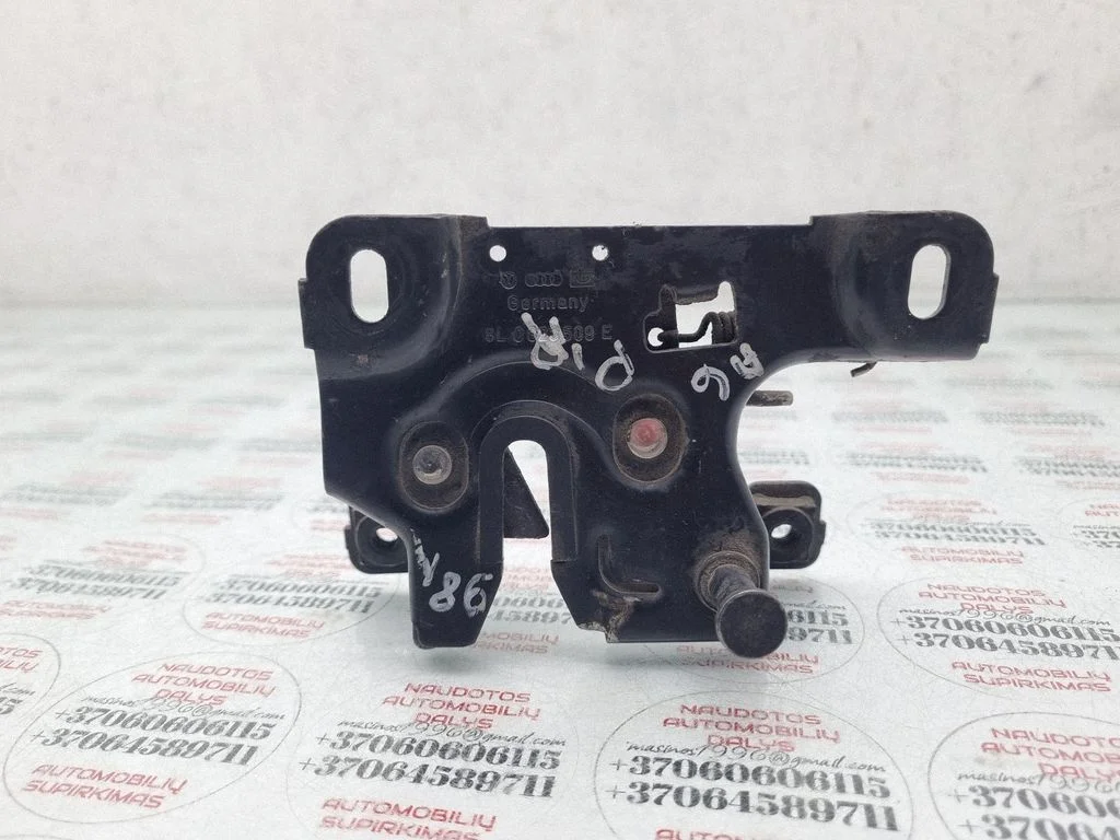 Engine bonnet/hood lock/catch 8L0823509E