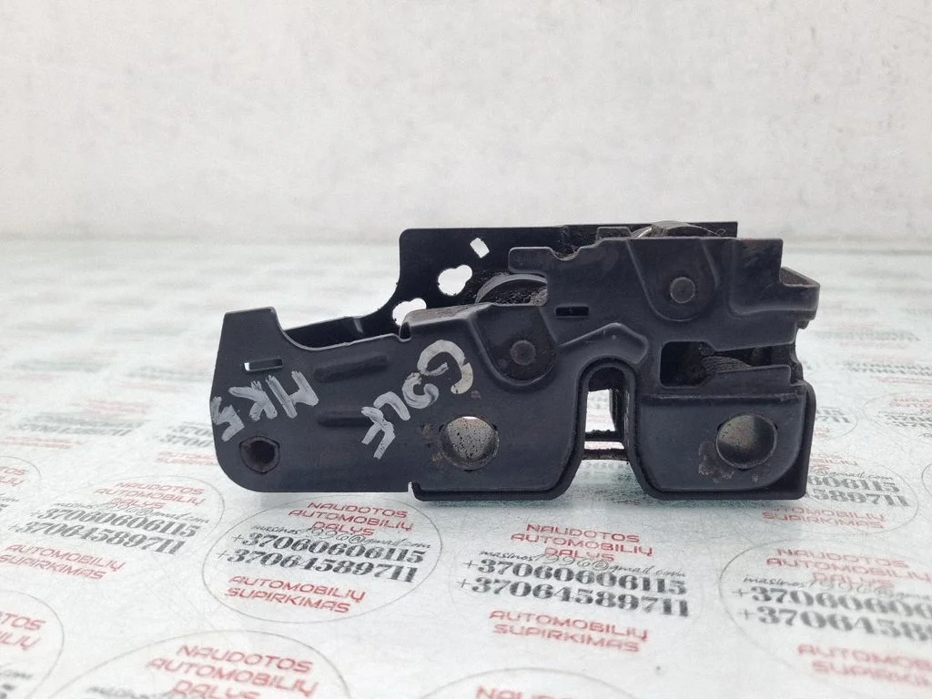 Engine bonnet/hood lock/catch