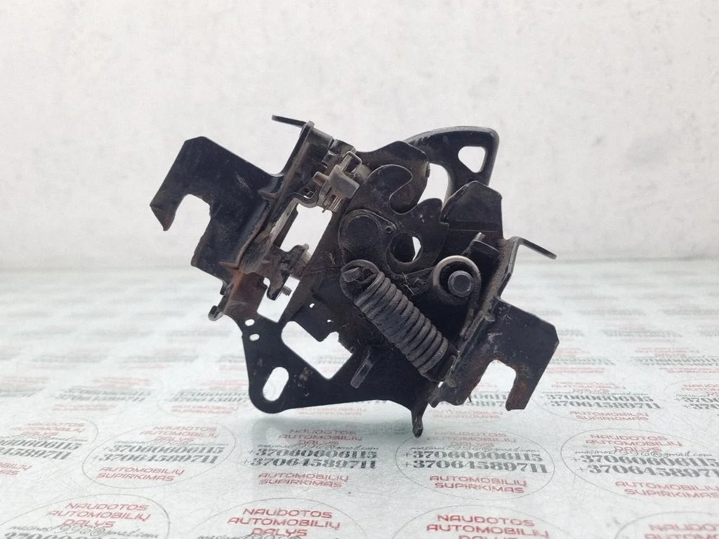 Motora pārsega slēdzene 3B0823509L