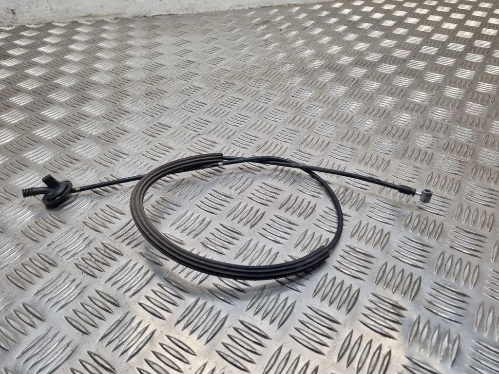 Engine bonnet/hood lock release cable – Skoda Octavia Mk3 (5E) (2013-2019)