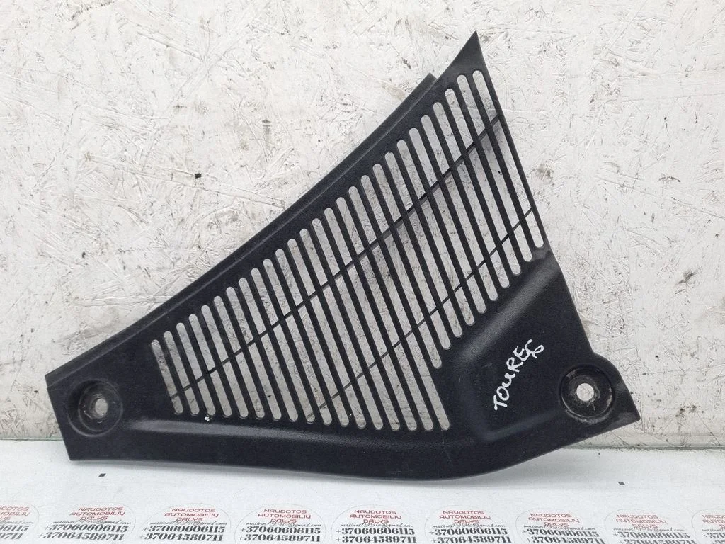 Wiper trim 7L6819730D