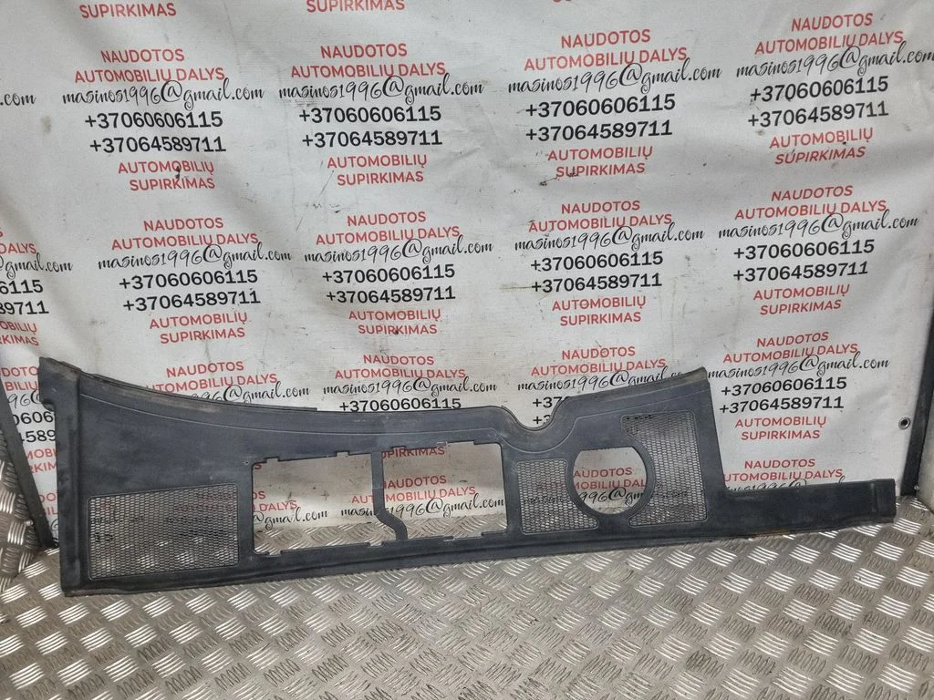 Wiper trim 8E1819417B