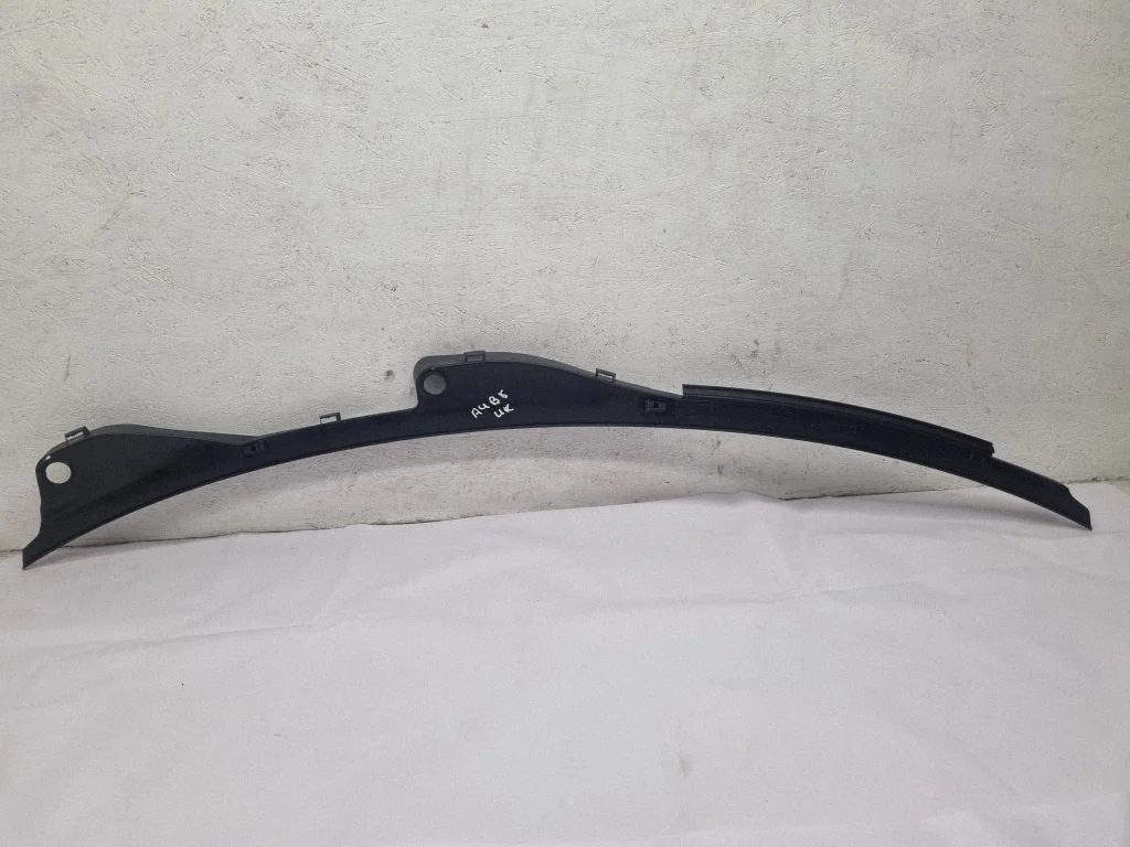 Wiper trim 8K2819403