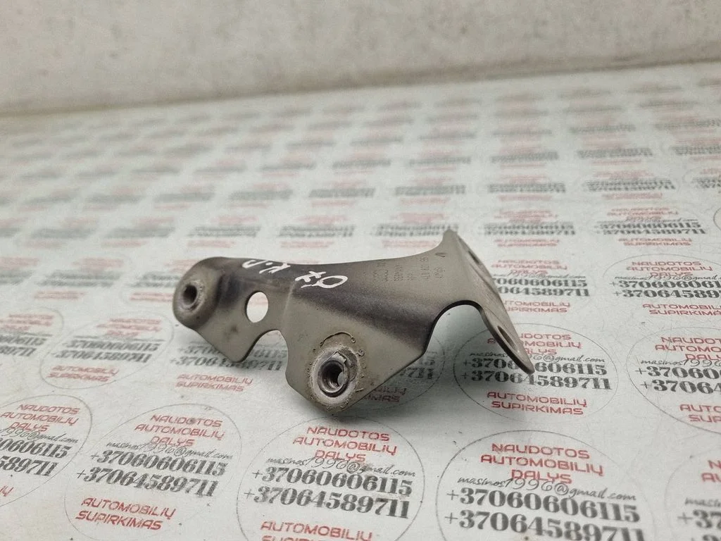 Wspornik błotnika 4L0821135