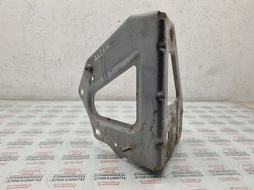 Poritiiva kinnitusklamber – Audi A6 Allroad C6 (2006-2011)