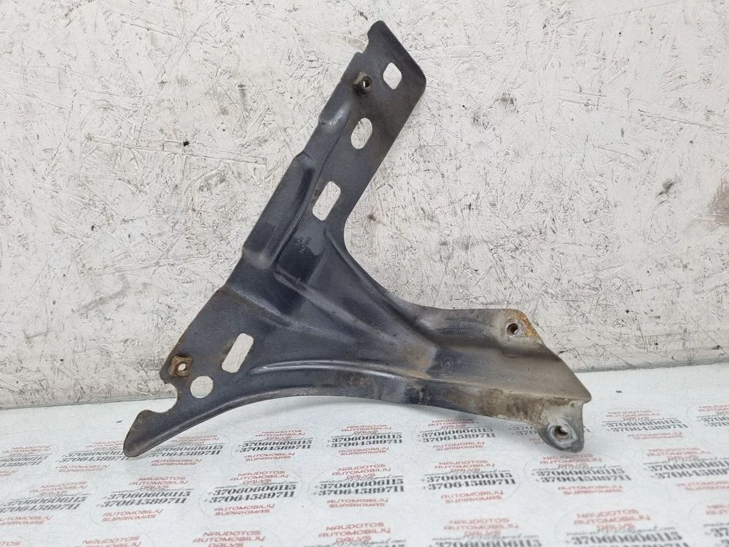 Fender mounting bracket – front left