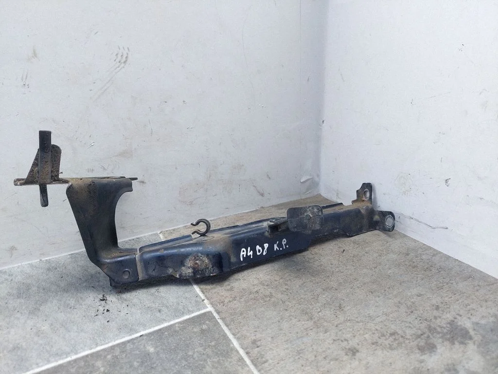 Fender mounting bracket – Audi A4 Allroad B8 (2008-2016)
