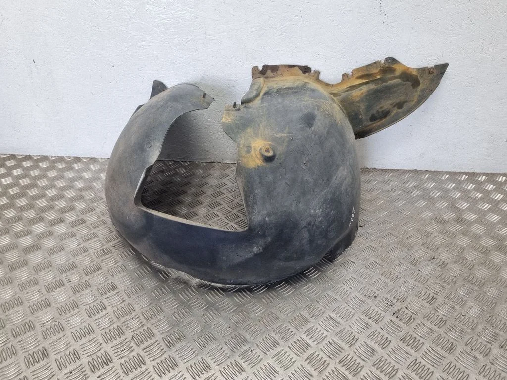 Esimene rattakoopa katteliist / porikaitse 1T0805974E