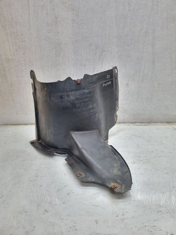 Front wheel arch liner splash guards 1K0805973B