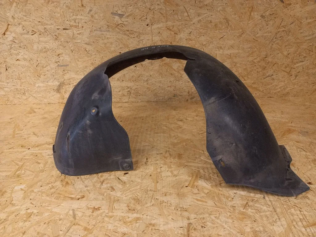 Front wheel arch liner splash guards 1K0805978B