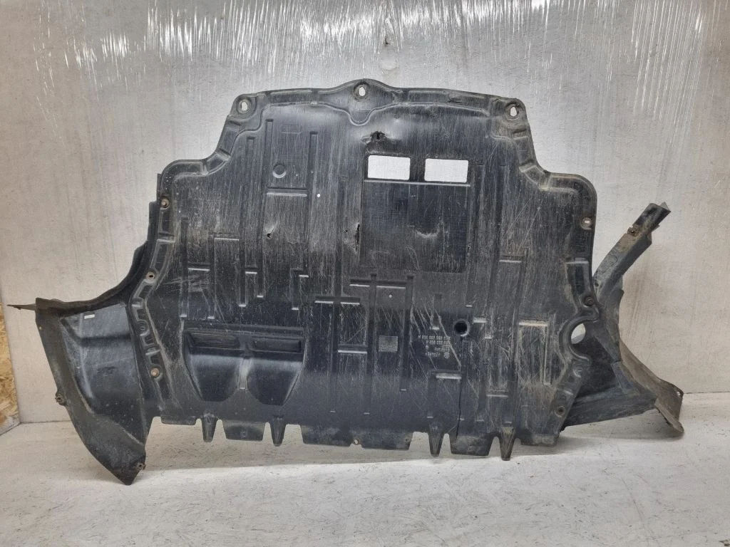 Motora dibena aizsargs – Volkswagen Passat CC (2008-2016)