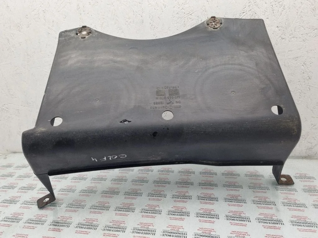 Engine splash shield/under tray – Volkswagen Golf IV (1998-2005)