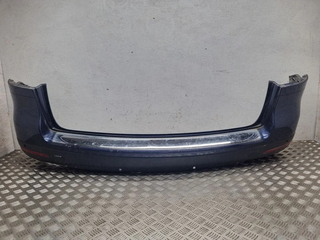 Rear bumper – Volkswagen Touareg I (2002-2010)