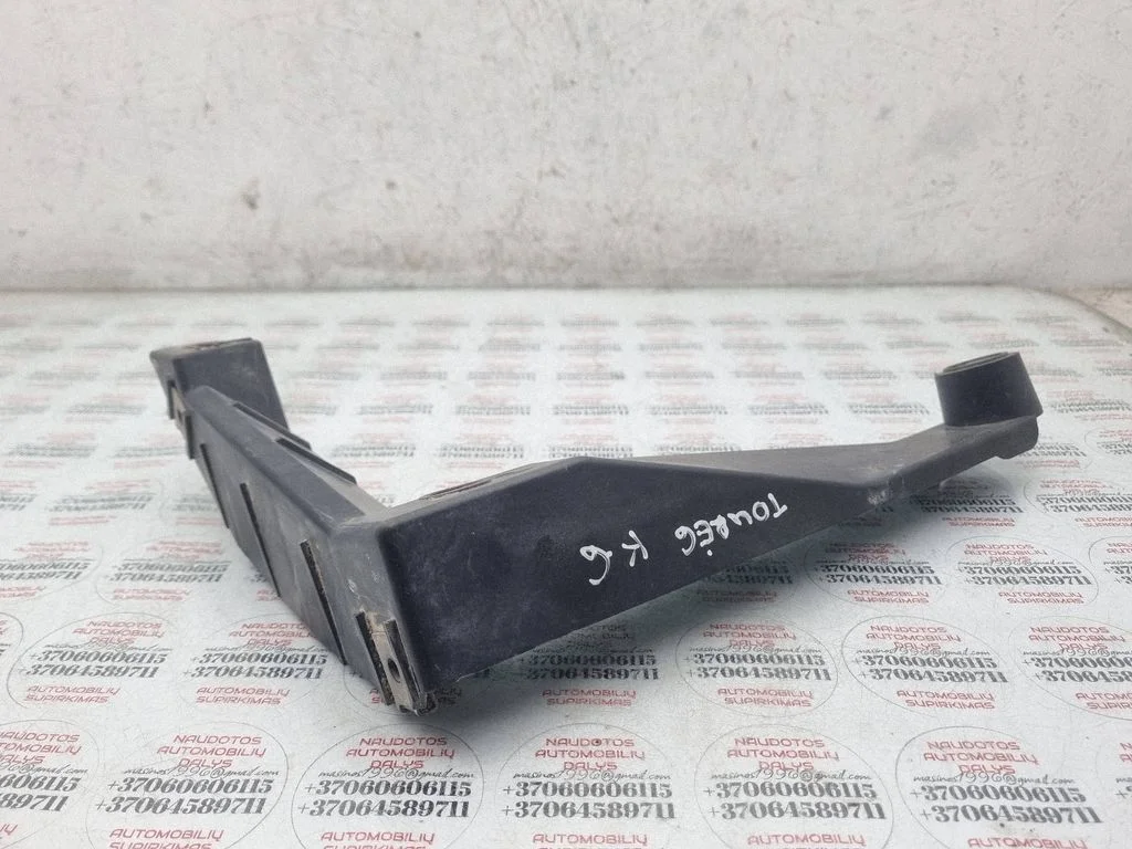 Rear bumper mounting bracket – Volkswagen Touareg I (2002-2010)
