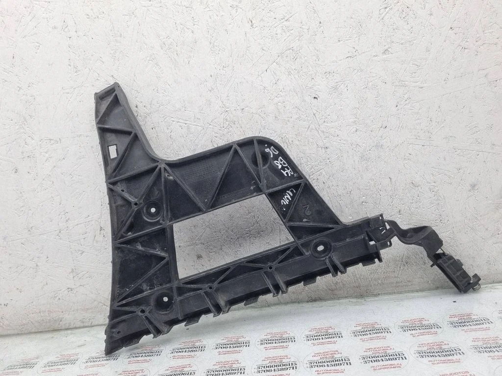 Tagumise kaitseraua kinnitusklamber – Audi A4 Allroad B8 (2008-2016)
