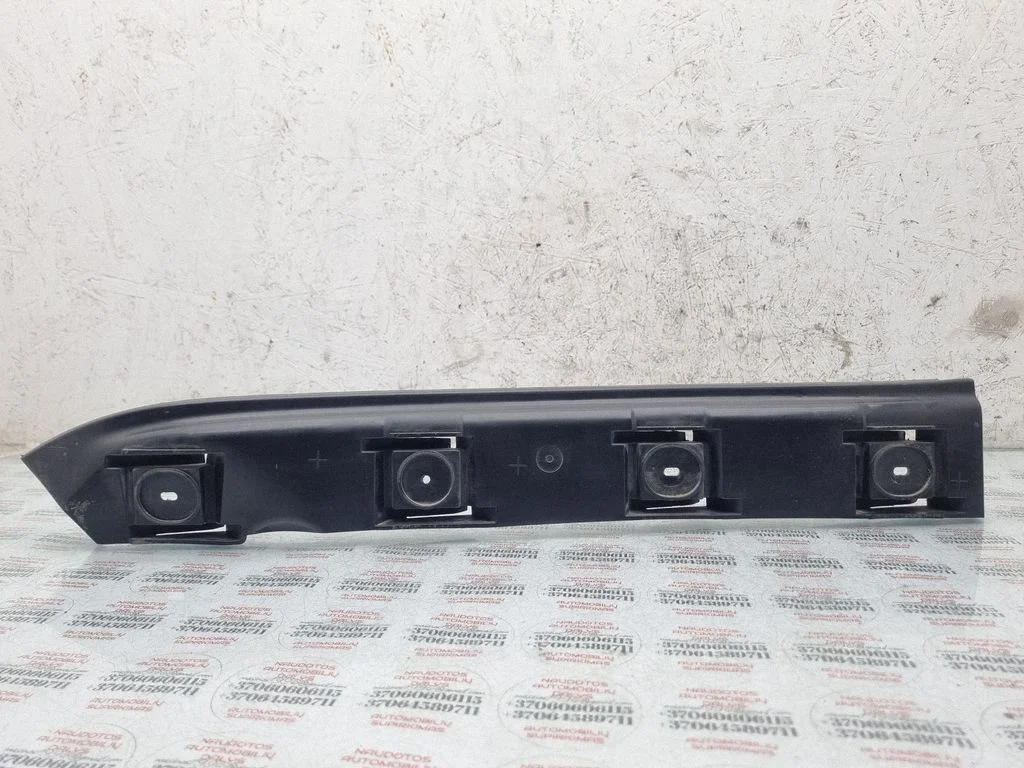 Rear bumper mounting bracket – Volkswagen Jetta V (2005-2010)