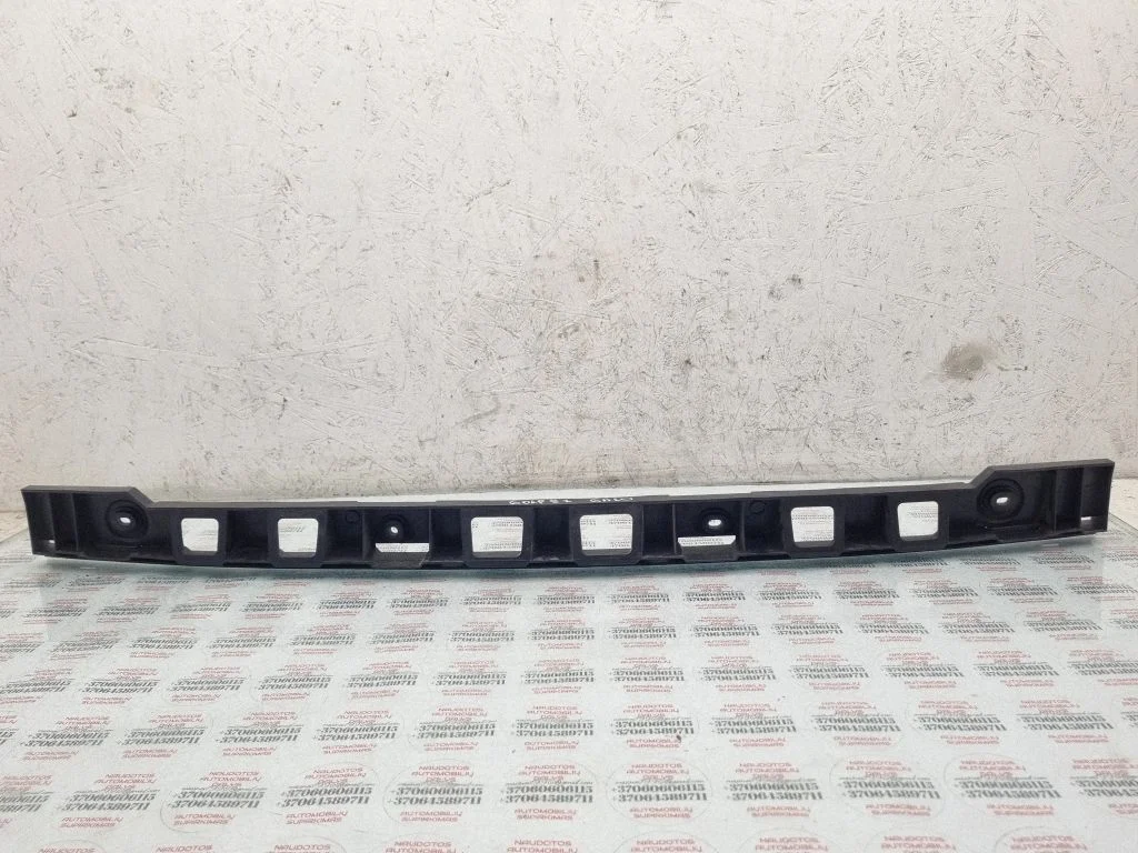 Rear bumper mounting bracket 5M0807863