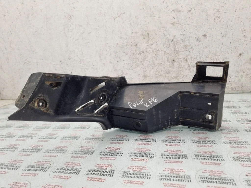 Rear bumper mounting bracket – Volkswagen Polo IV 9N3 (2005-2009)