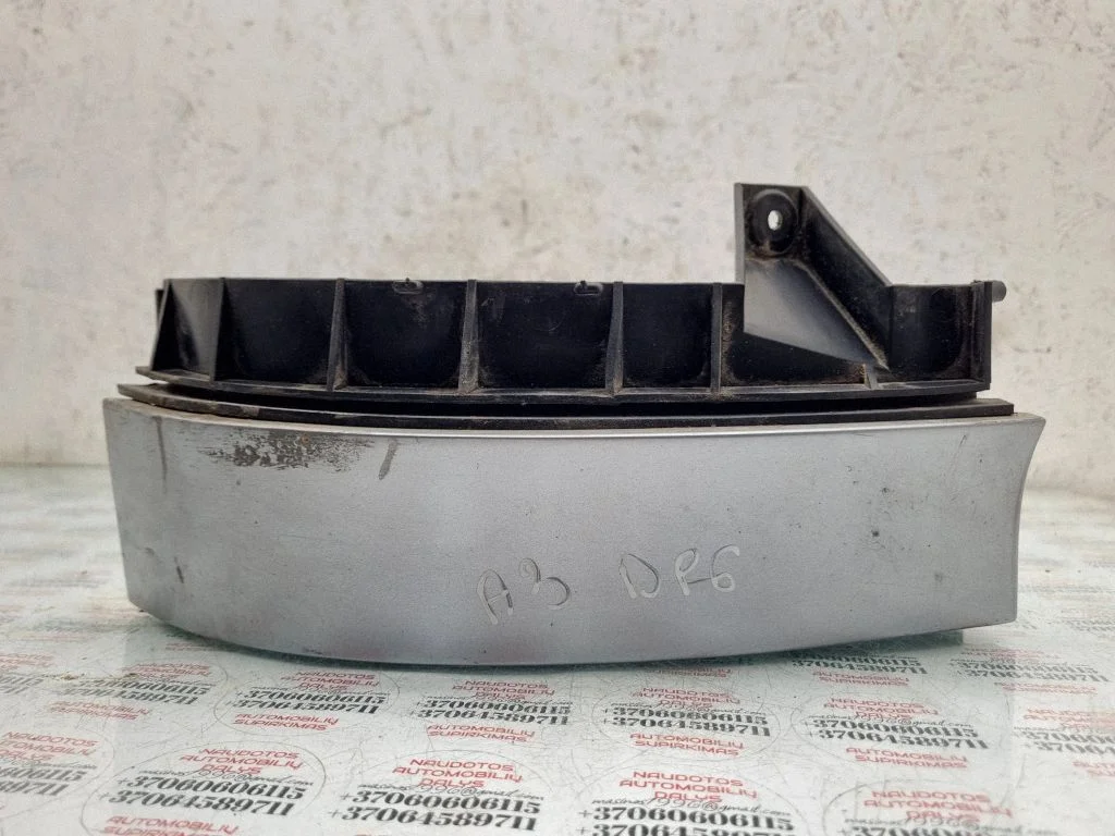Rear bumper mounting bracket 8L0807378A
