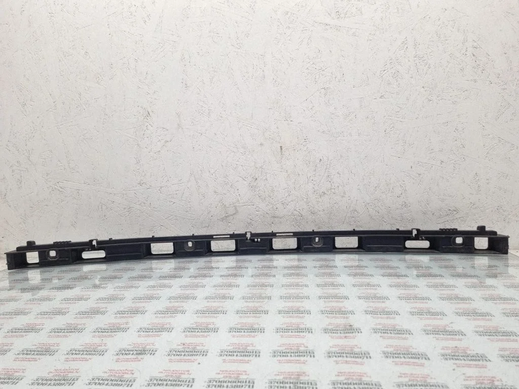 Rear bumper mounting bracket 1T0807863D