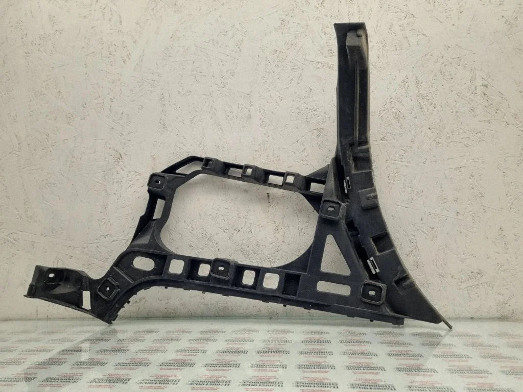 Rear bumper mounting bracket 3C8807394B