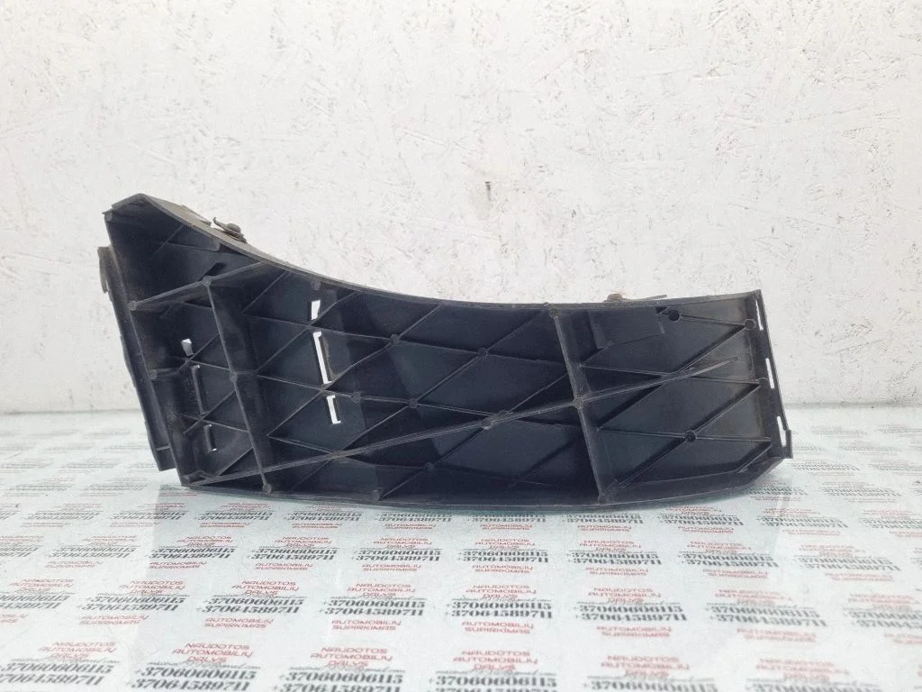 Rear bumper mounting bracket 7M0807378C