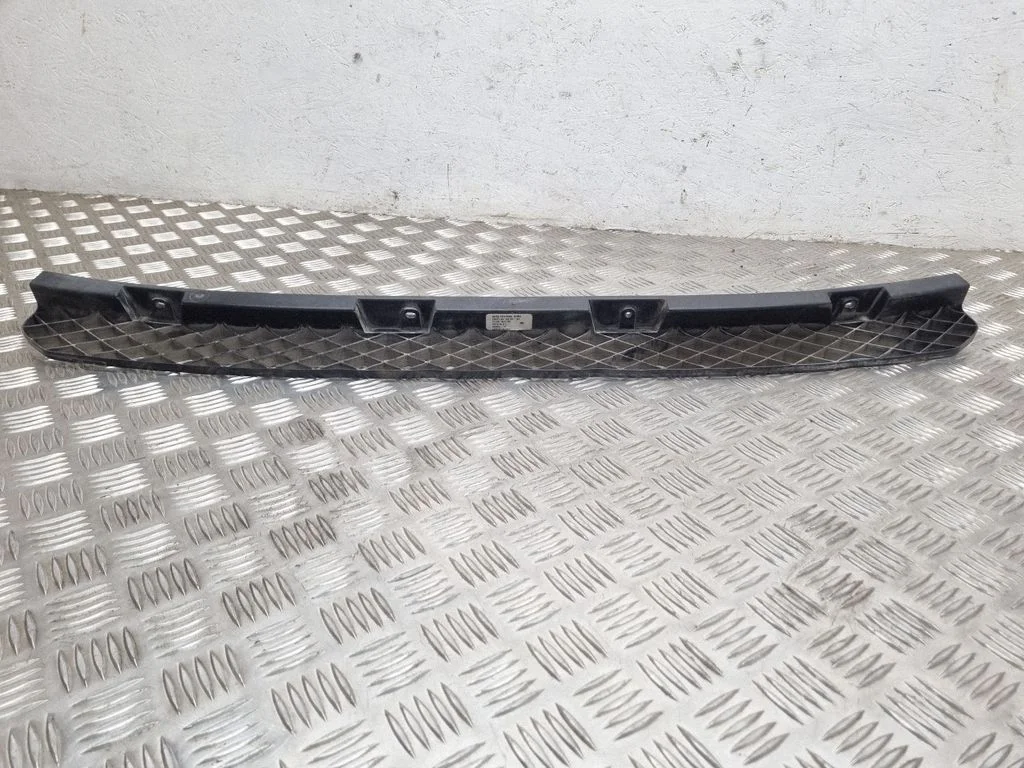 Rear bumper mounting bracket 1K9807863