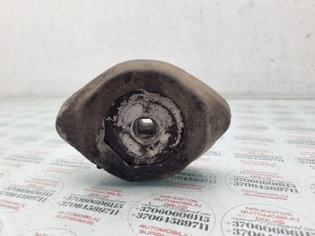 Gearbox mount