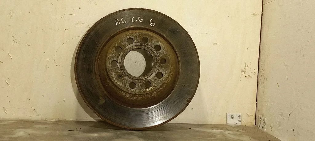 Tagumine piduriketas – Audi A6 Allroad C6 (2006-2011)