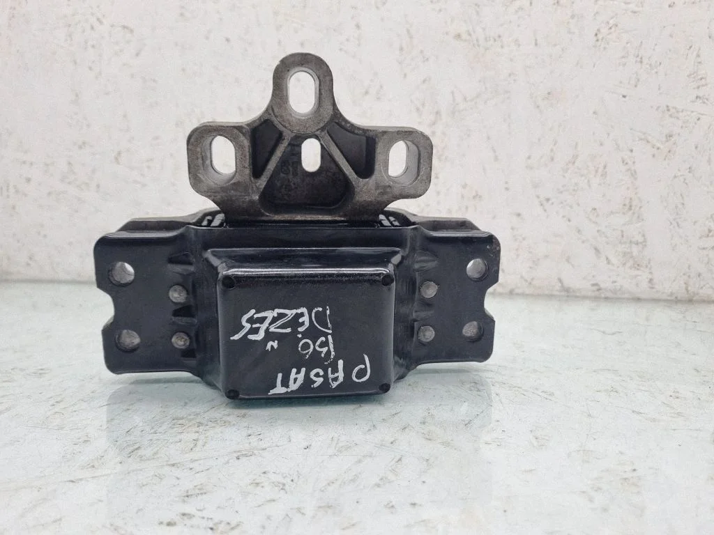 Gearbox mount – Volkswagen Passat B6 (2005-2010)