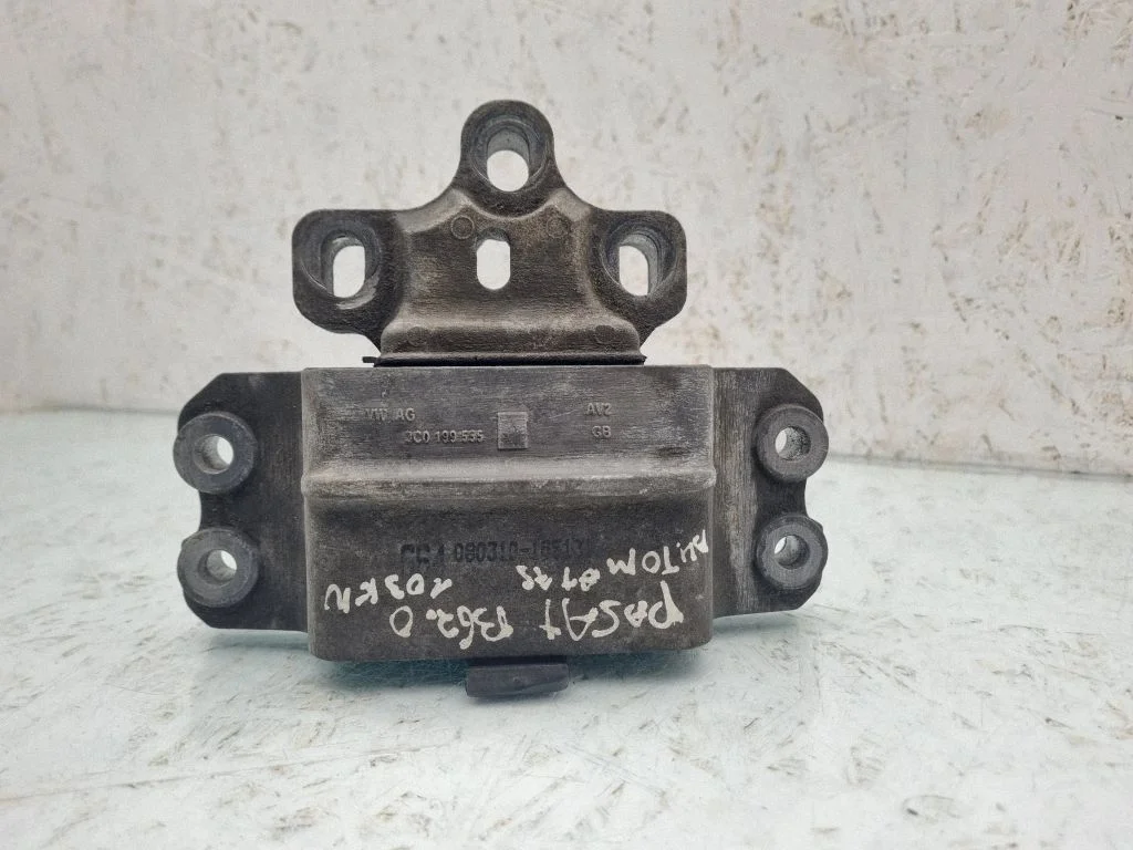 Gearbox mount – Volkswagen Passat CC (2008-2016)