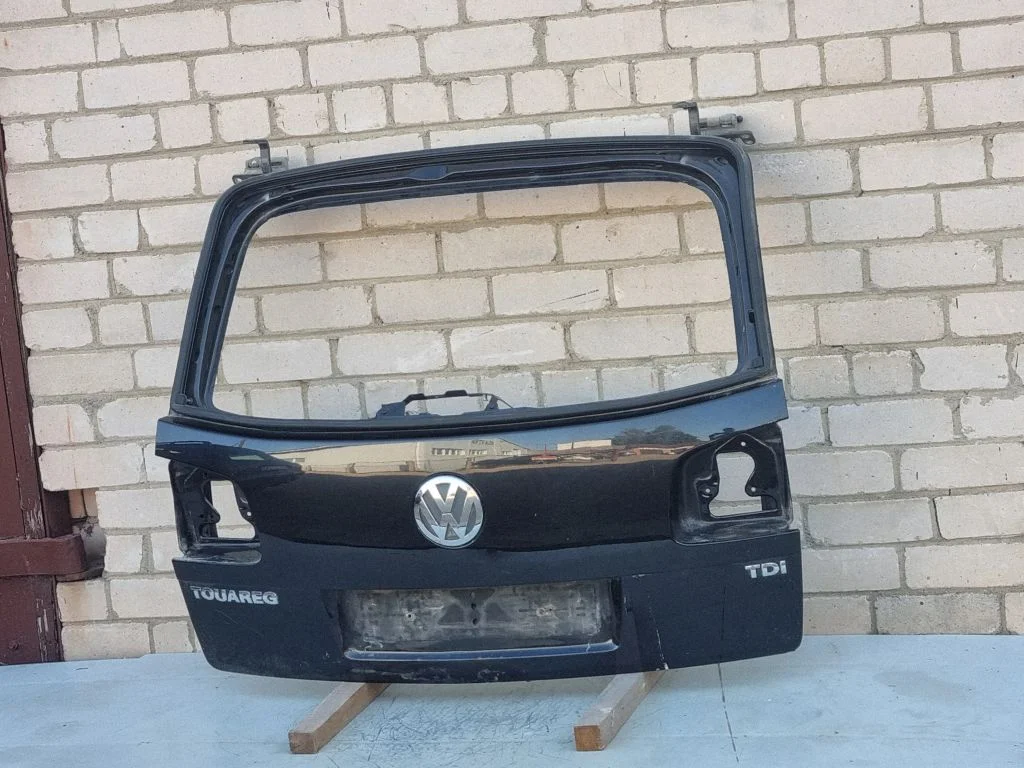Tailgate/trunk/boot lid