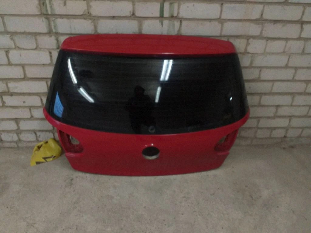 Tailgate/trunk/boot lid