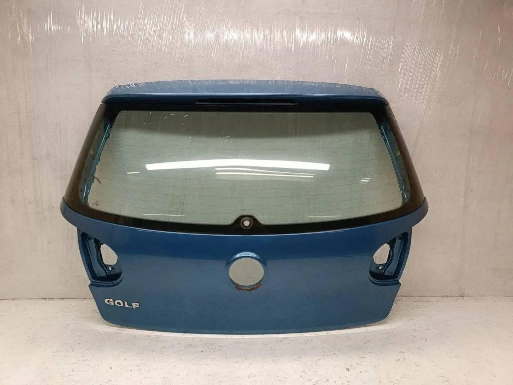 Tailgate/trunk/boot lid – rear