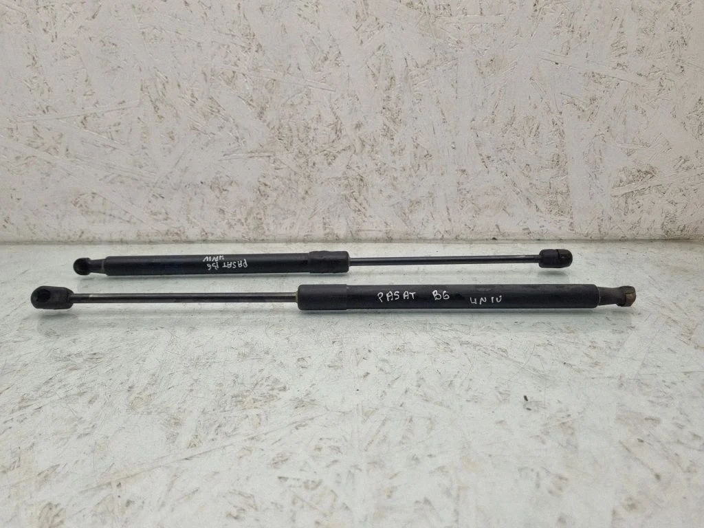 Tailgate/trunk strut/damper – Volkswagen Passat B6 (2005-2010)