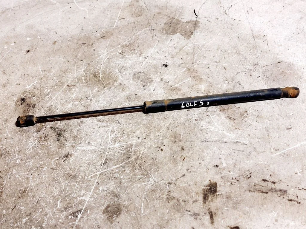 Tailgate/trunk strut/damper – Volkswagen Golf Plus (2005-2013)
