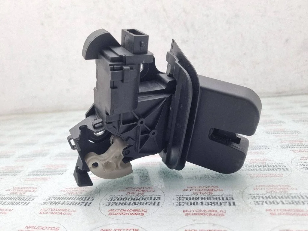 Tailgate/trunk/boot lock/catch/latch – Audi Q7 4L (2005-2015)