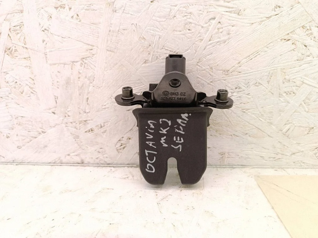 Tailgate/trunk/boot lock/catch/latch 1Z5827501C