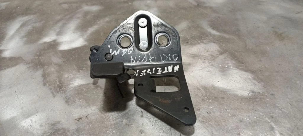 Tailgate/trunk/boot lock/catch/latch 1Z0827511C